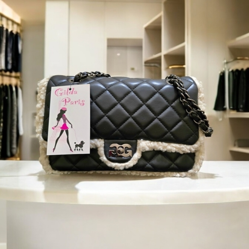 Gilda Paris Vegan Leather Faux Fur Quilted Baguette NWT Black & White Purse